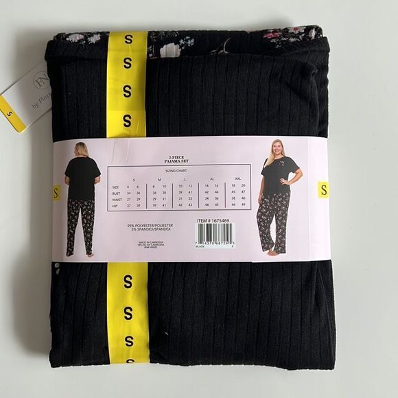 Flora Nikrooz Ladies’ 2 Piece Pajama Set - Picture 3 of 6